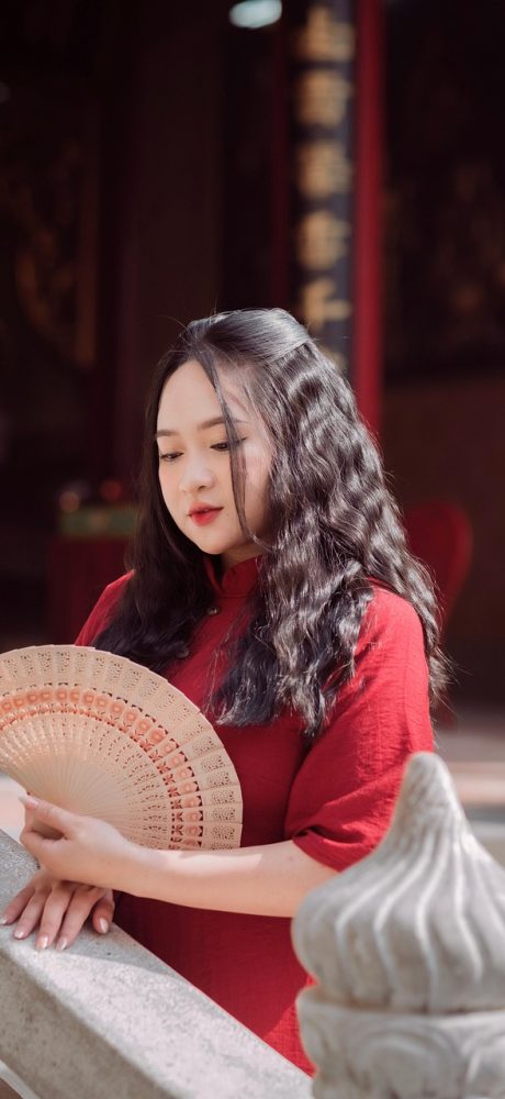 ghub App 配置同步页面截图，列表项带同步状态标签，右侧有上次同步时间戳，整体为毛玻璃卡片风格